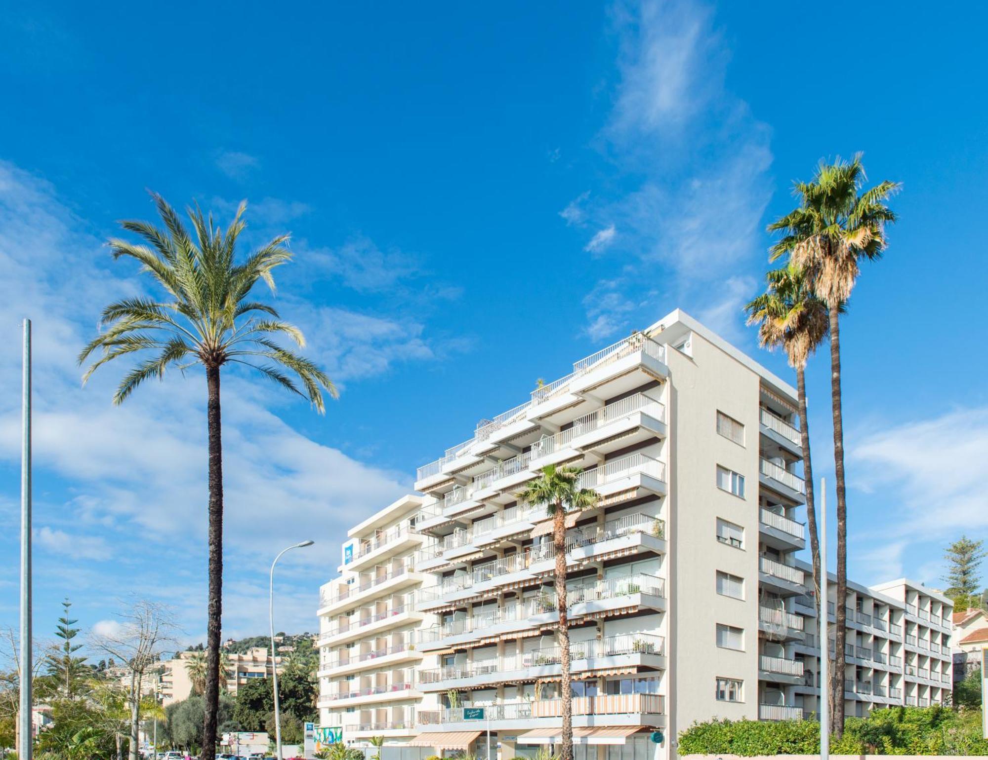 Cosy Studio - Residence Front De Mer - Menton Bagian luar foto